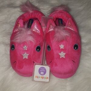 Stride Rite Pink Unicorn Plush Kids Slippers Medium 9/10